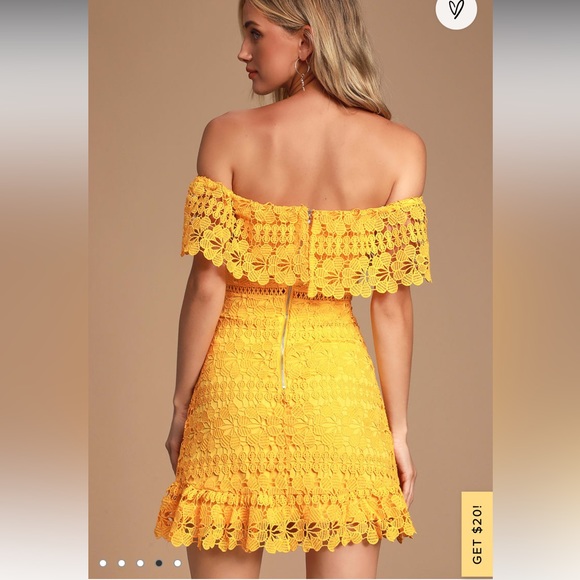 Cute yellow, flower lace Lulus dress. Size Small. - Picture 2 of 12